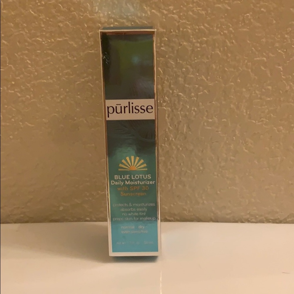 Pūrlisse Blue Lotus Daily Moisturizer